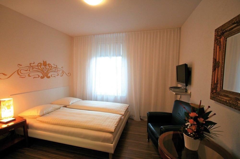 Appartement Swiss Star Marc Aurel - Self Check-In à Zurich Extérieur photo