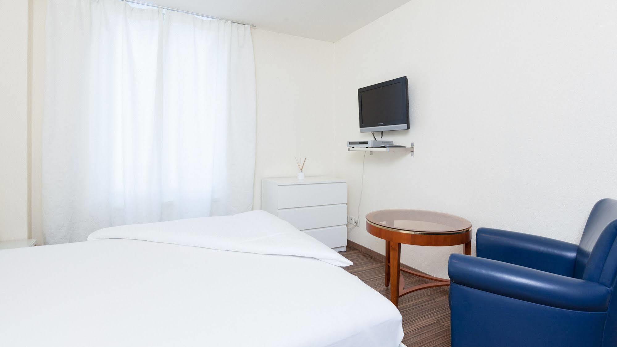 Appartement Swiss Star Marc Aurel - Self Check-In à Zurich Extérieur photo